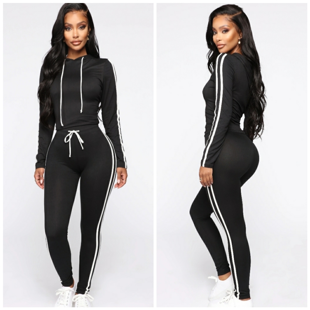 Tennis court set
